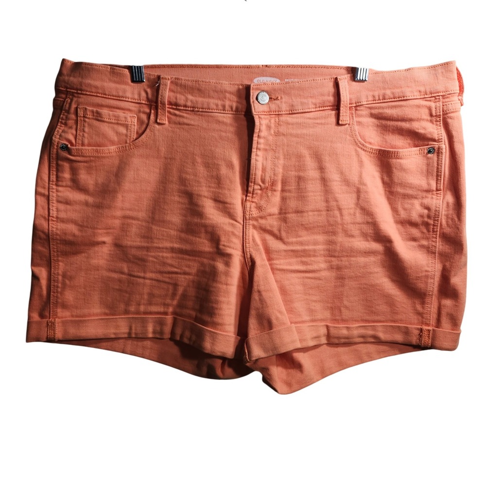 Old Navy Womens Boyfriend Mid Rise Cuffed Shorts Coral‎ Size 16